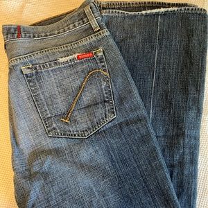 Women’s Guess jeans